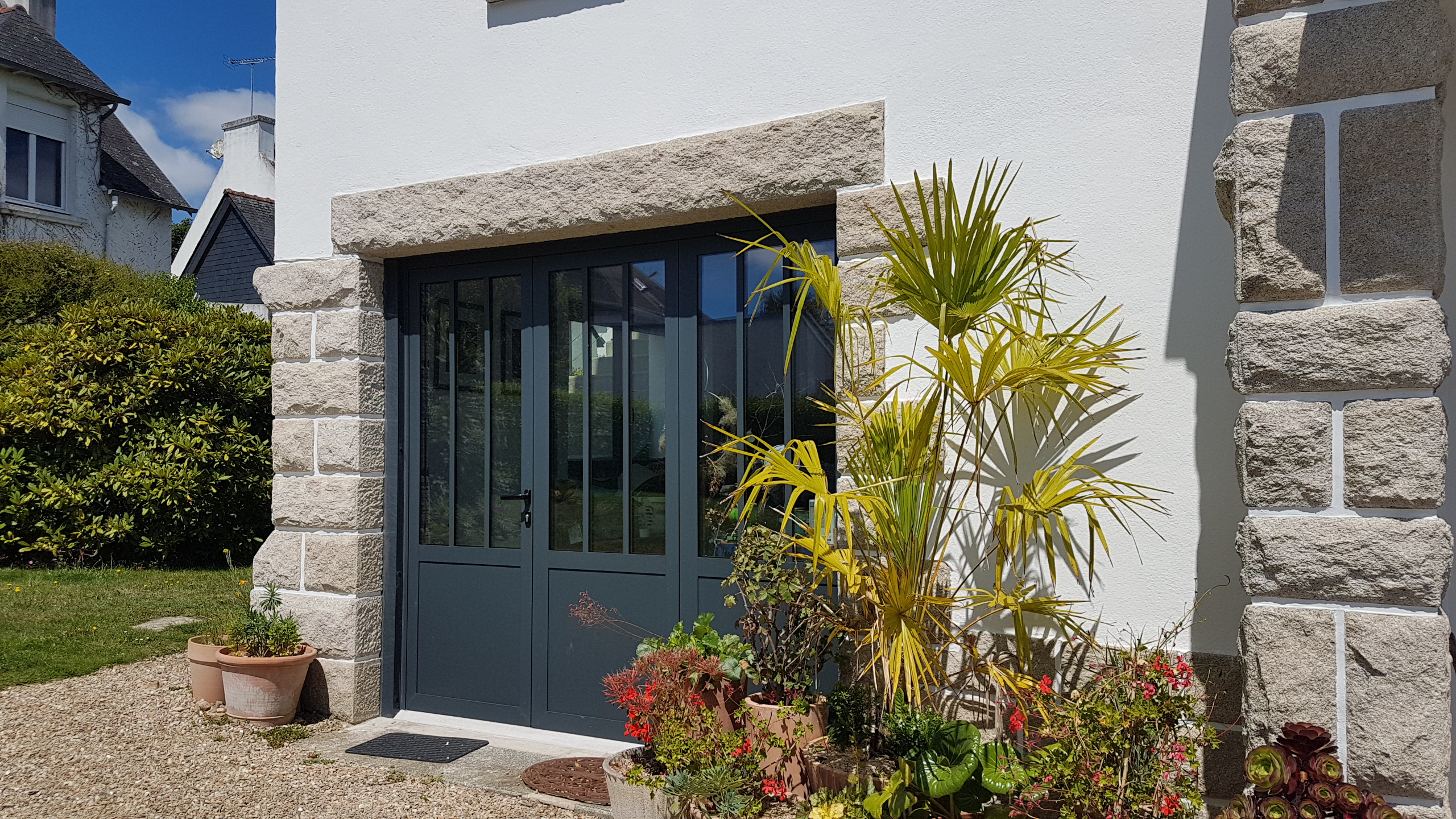 PG OF ALU Vitrée Sainte Marine (1) Porte de garage battante alu vitrée noir