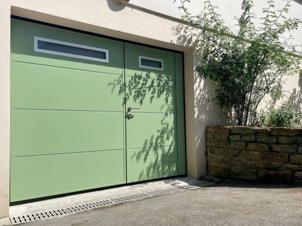 PG-MOOS-6021-PORT-LAUNAY-BDF Porte de garage Moos installée à Port Launay