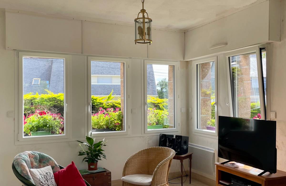 Modèle TA84OC côté intérieur Vue intérieure des fenêtres aluminium TA84 de Tryba