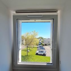 Fenêtre PVC T81 de couleur blanche